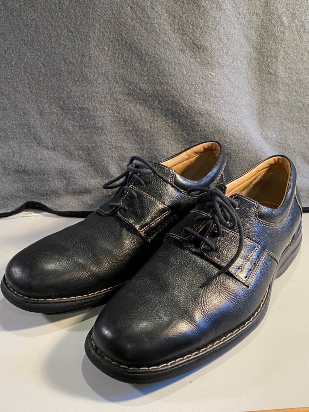 Johnston & Murphy - 10.5M - Men's Black Leather Dress Shoes